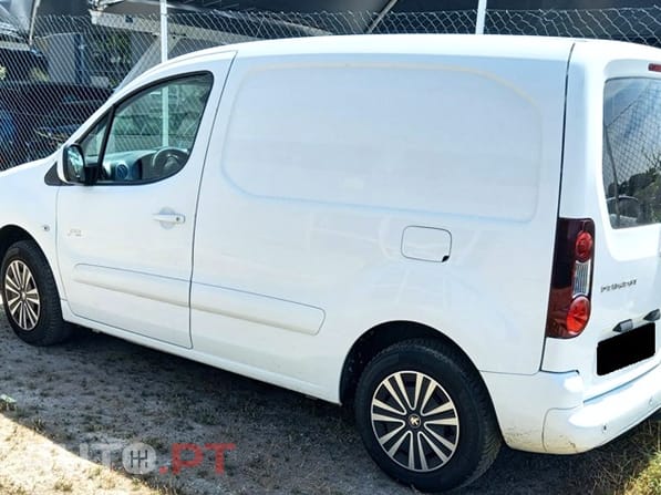 Peugeot Partner 1.6 HDI 3 Lugares Extras
