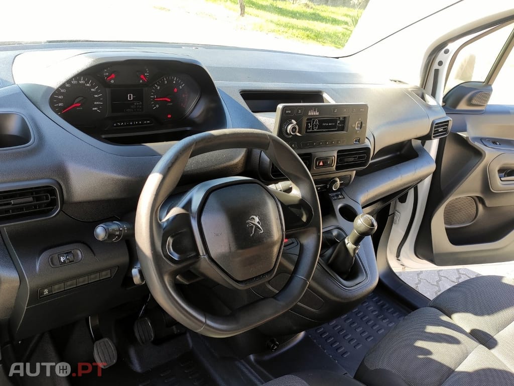 Peugeot Partner 1.5 BlueHDi Asphalt Longa