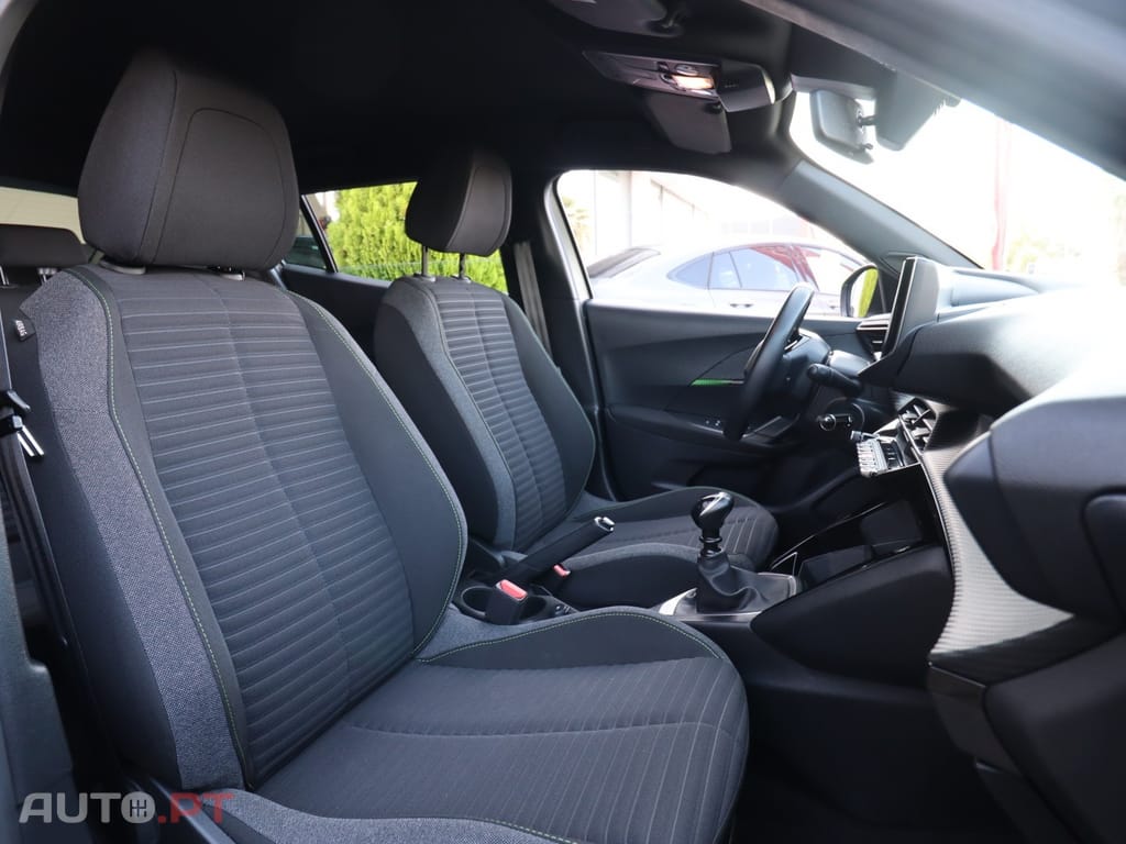 Peugeot 2008 1.2 PureTech Active
