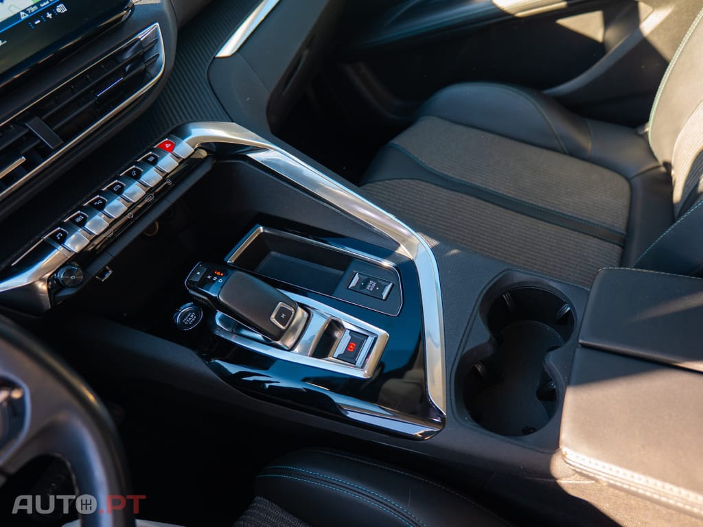 Peugeot 3008 1.2 PureTech Allure Pack EAT8