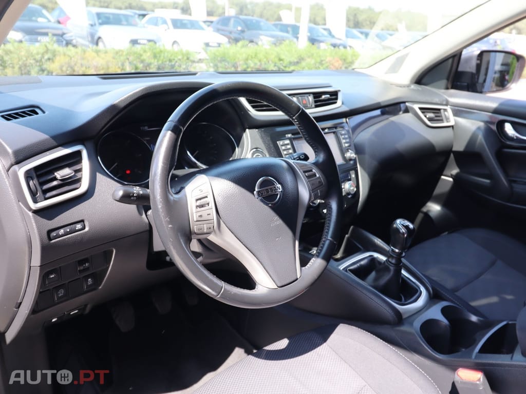 Nissan Qashqai 1.5 dCi N-Connecta 18