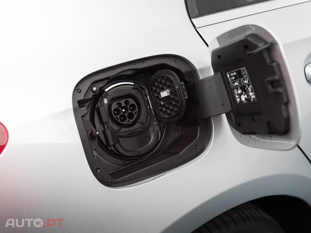 Mercedes-Benz A 250 e Style Plus