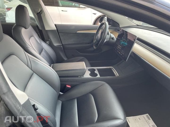 Tesla Model 3 Long Range AWD Dual Motor