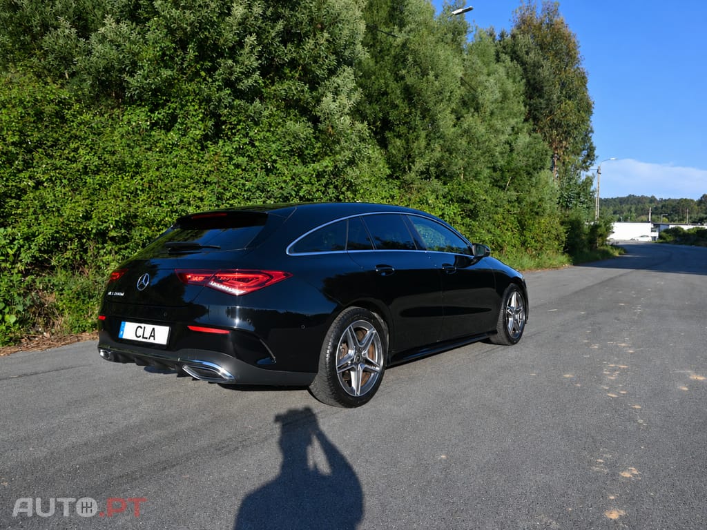 Mercedes-Benz CLA 180 SHOOTING BREAK AMG LINE