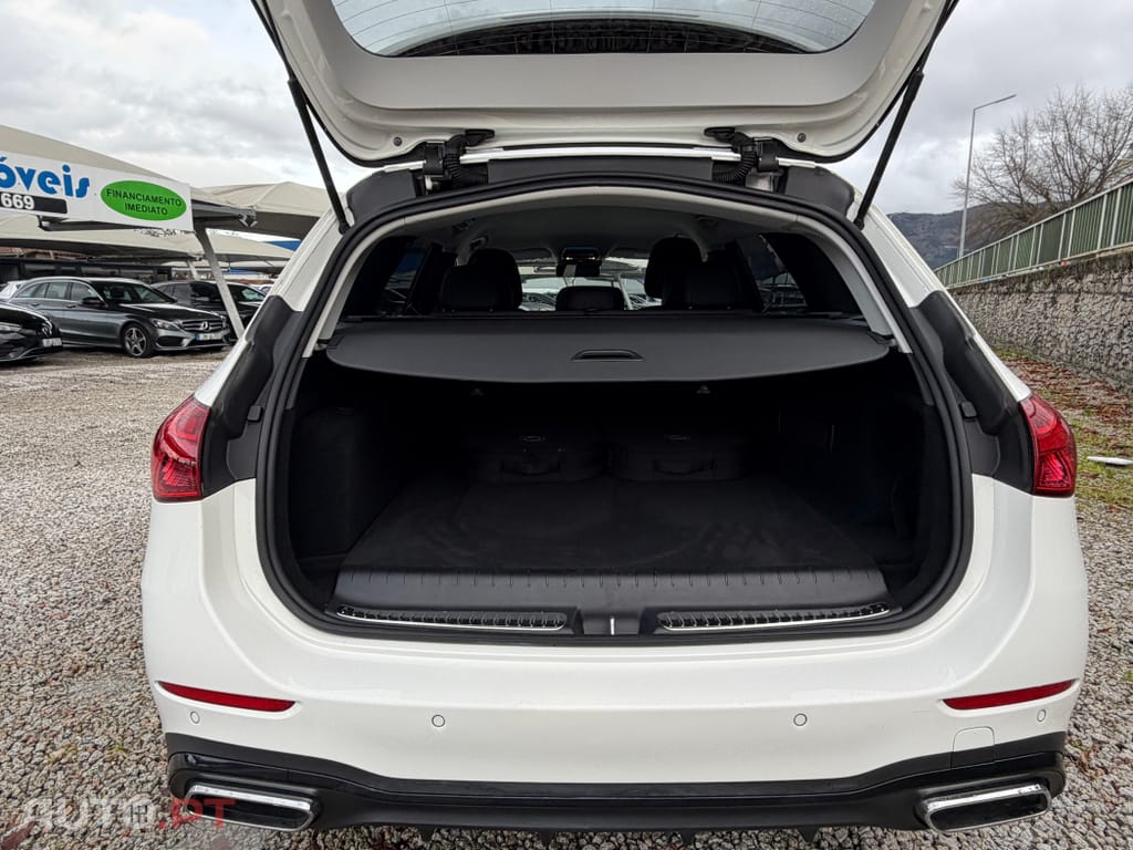 Mercedes-Benz C 300 e AMG Line