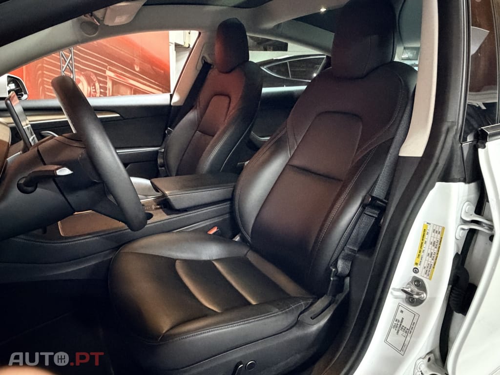 Tesla Model 3 Tração Traseira Premium