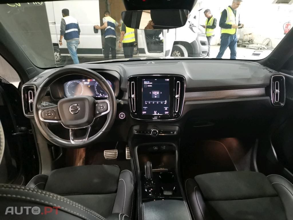 Volvo XC40 1.5 T2 R-Design Geartronic