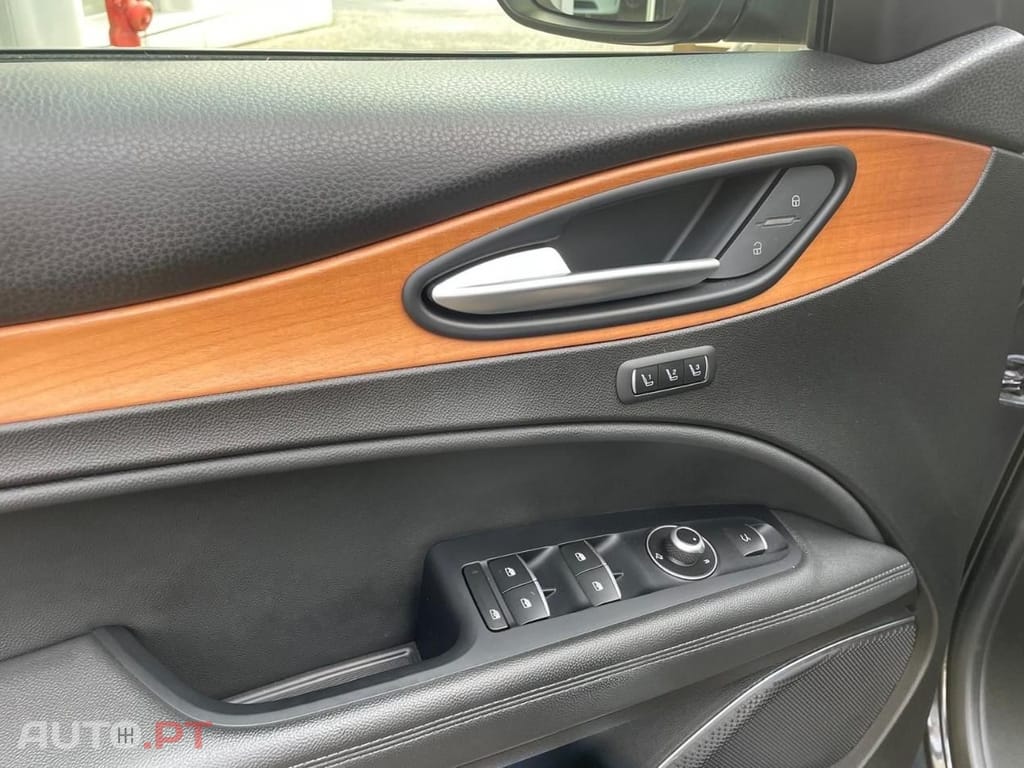 Alfa Romeo Stelvio 2.0 Turbo 16V AT8-Q4 First Edition