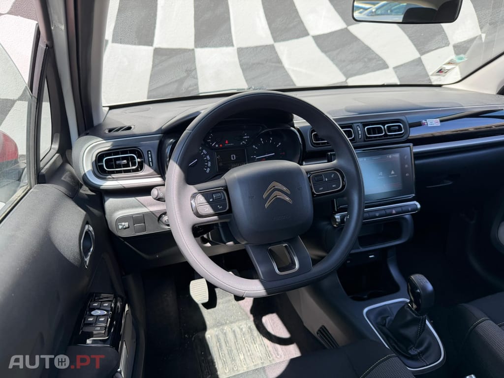 Citroen C3 1.2 PureTech Shine