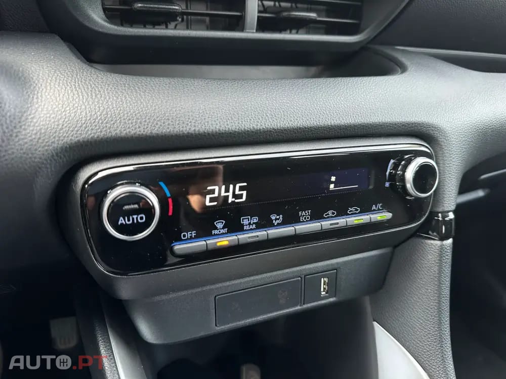 Toyota Yaris 1.5 HDF Comfort Plus