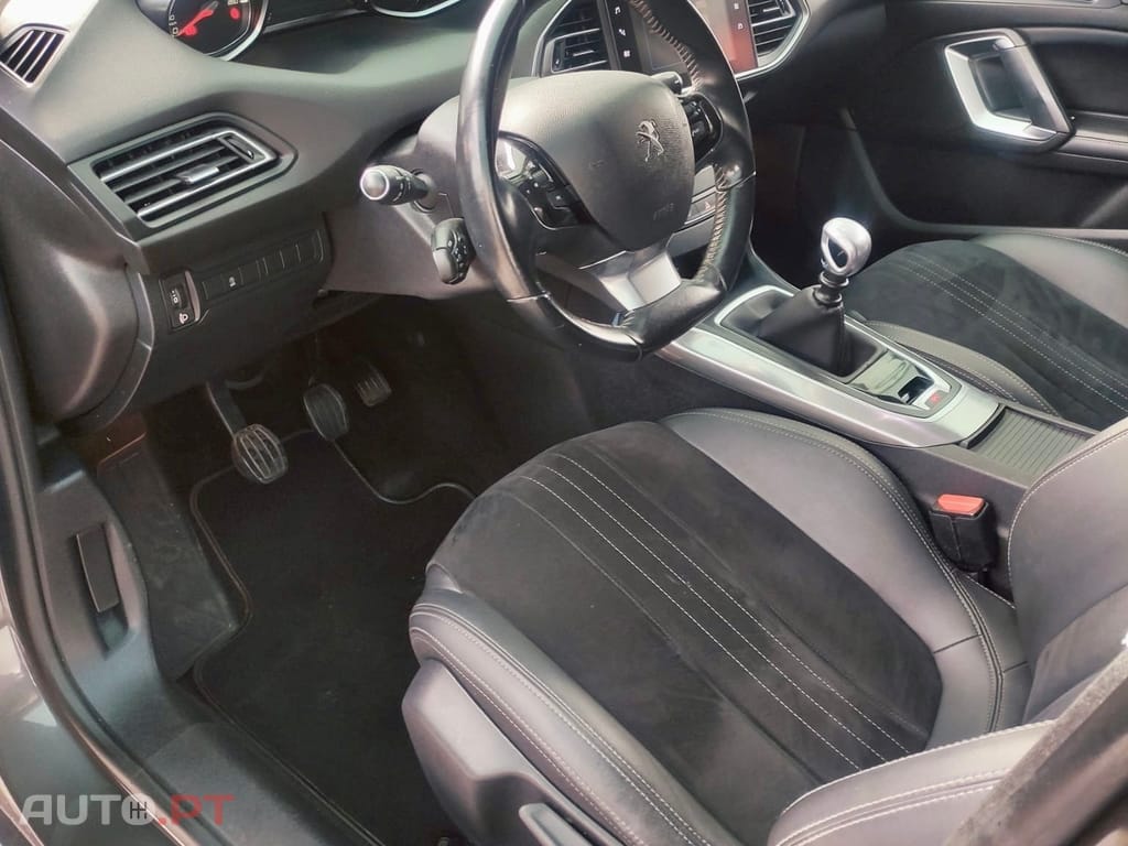 Peugeot 308 SW 1.5 BlueHDi Allure
