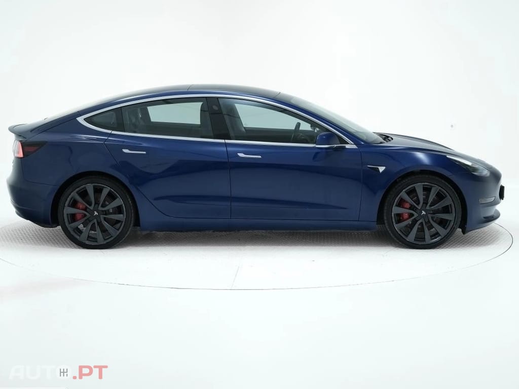 Tesla Model 3 Long-Range Dual Motor AWD