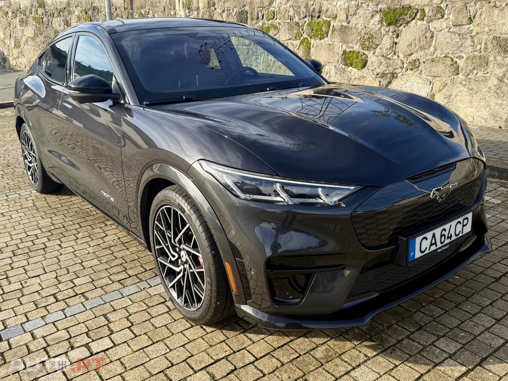 Ford Mustang Mach-E 90.5 kWh GT AWD