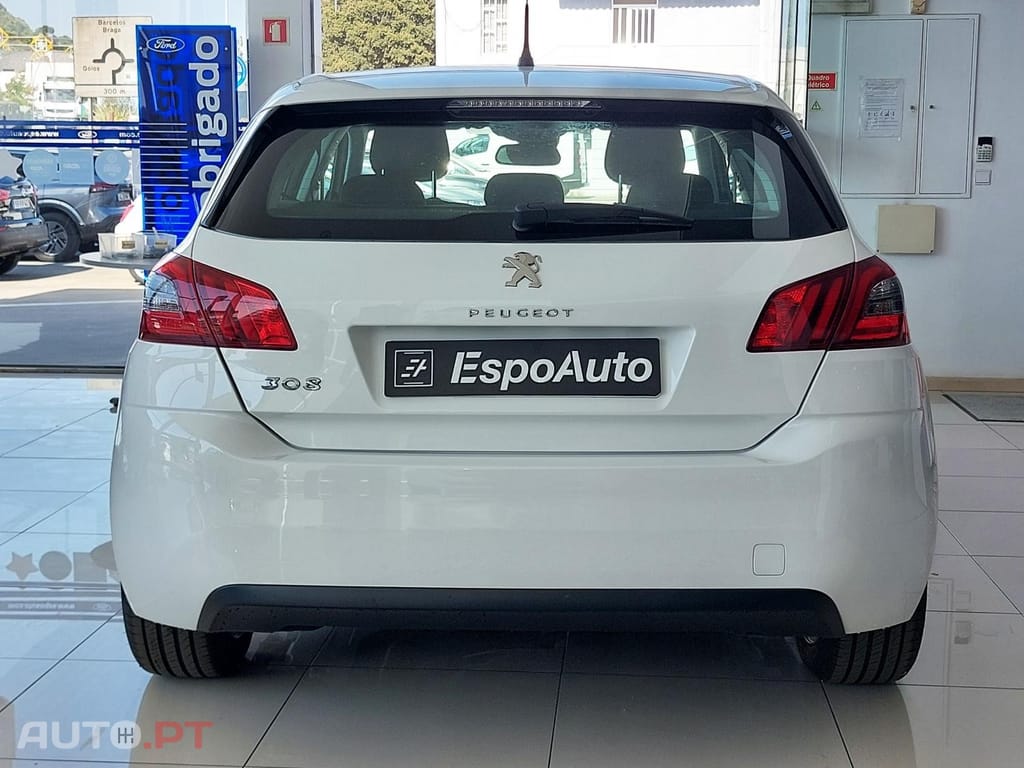 Peugeot 308 1.5 BlueHDi Business Line