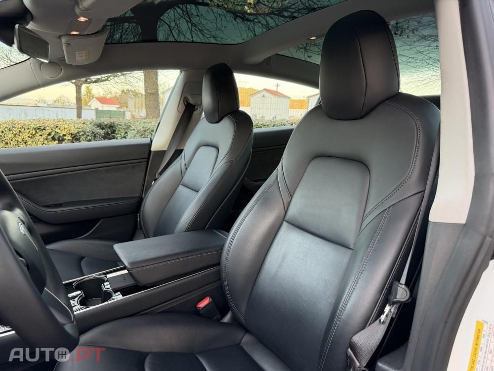 Tesla Model 3 Long-Range Dual Motor AWD