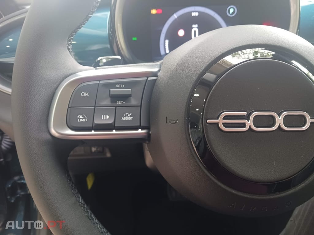 Fiat 600 1.2 Hybrid