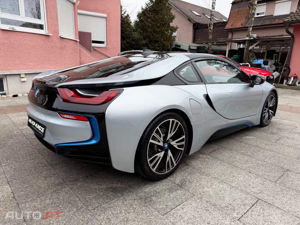 BMW i8 Coupé xDrive