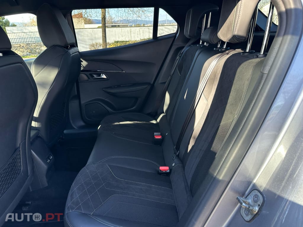 Peugeot 2008 1.2 PureTech GT Pack EAT8