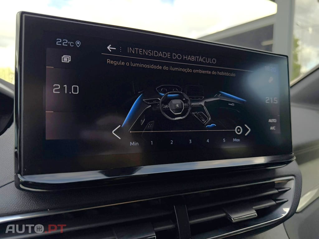 Peugeot 3008 1.5 BlueHDi GT EAT8