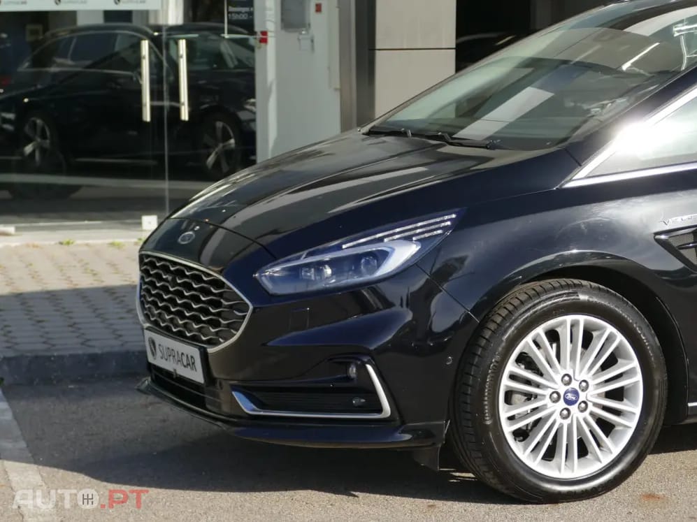 Ford S-Max 2.0 TDCi Vignale Powershift