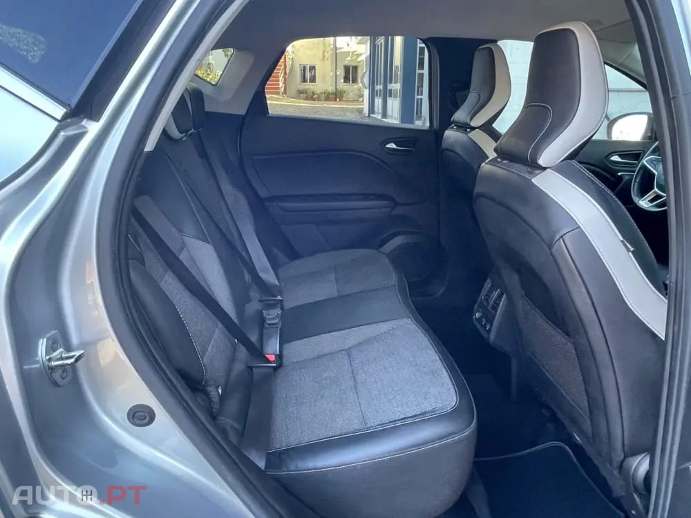 Renault Captur 1.0 TCe Intens