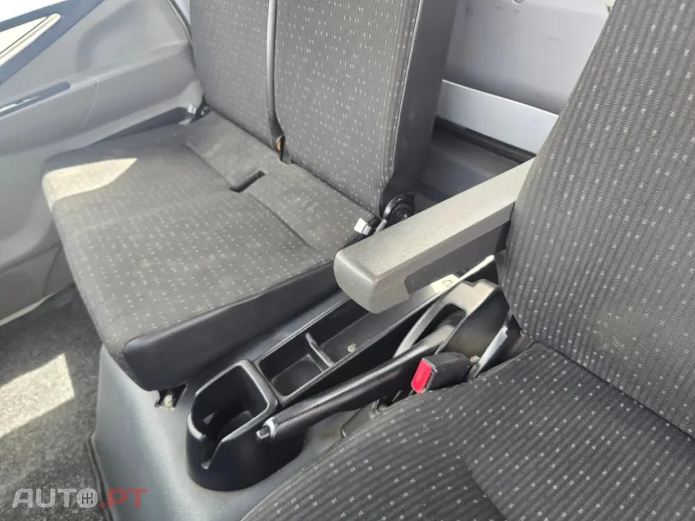 Mitsubishi Canter 9C18