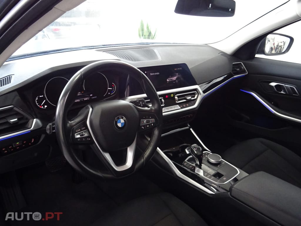 BMW 320 d Touring Advantage Auto