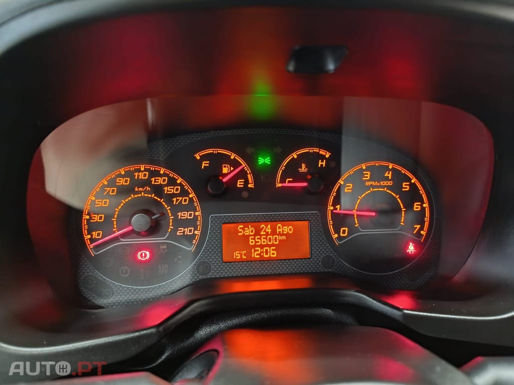 Fiat Fiorino 1.3 M-jet Adventure