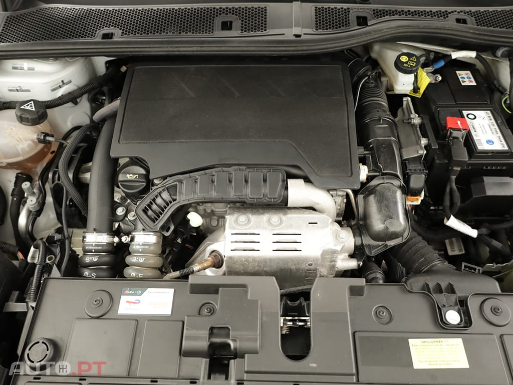 Citroen C4 C4 1.2 PureTech Plus EAT8