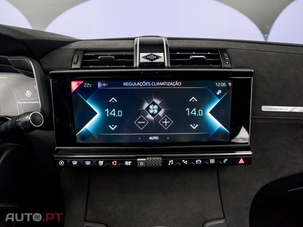 DS DS7 Crossback E-Tense Performance Line EAT8