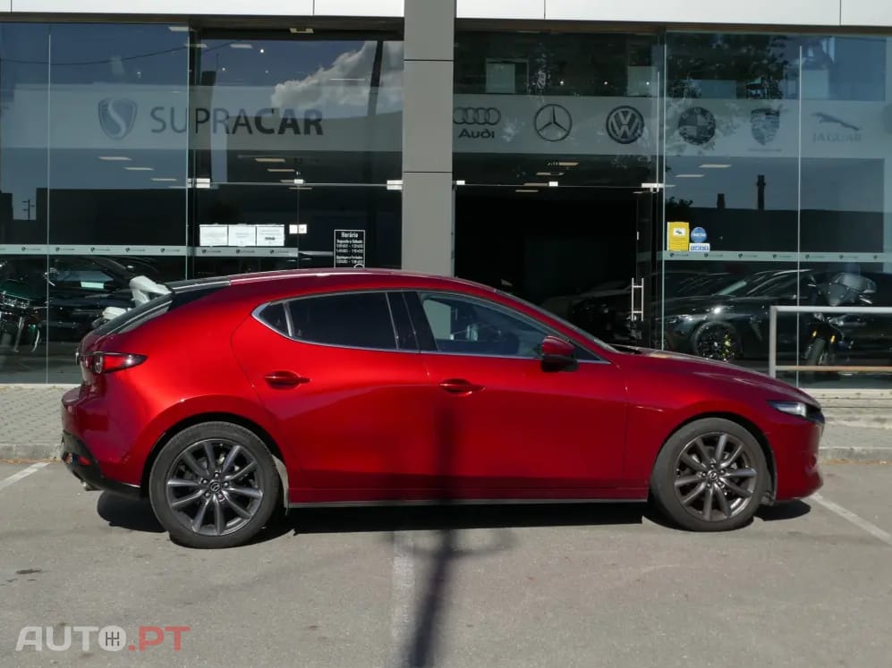 Mazda 3 2.0 e-Skyactiv-G Exclusive-line