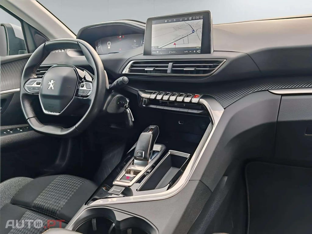 Peugeot 5008 1.5 BlueHDI 130 EAT8 