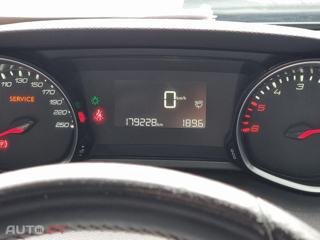 Peugeot 308 SW 1.6 BlueHDi Access