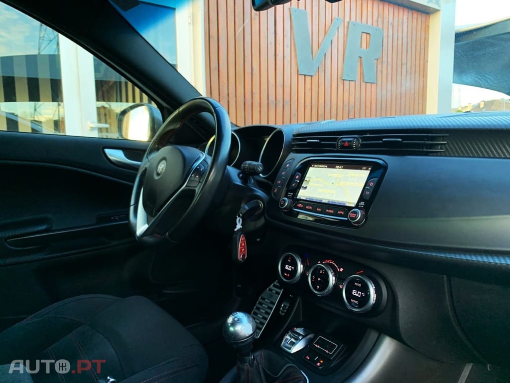 Alfa Romeo Giulietta 1.6 JTDm Super