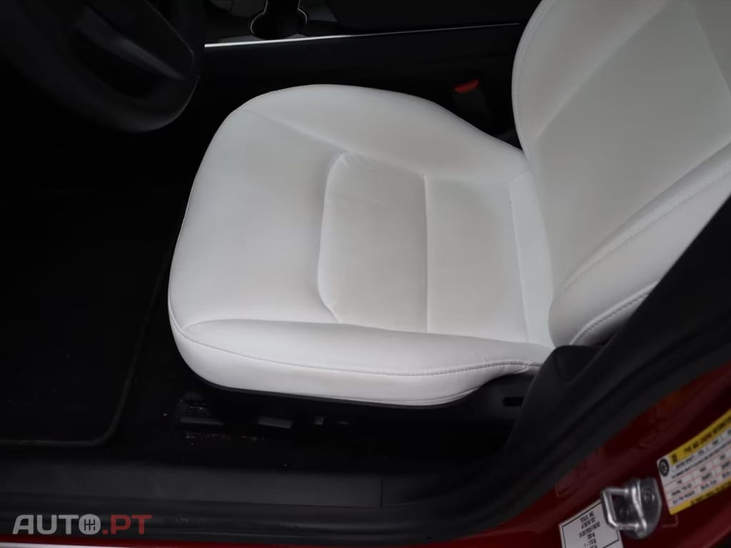 Tesla Model 3 Long-Range AWD I.V.A DEDUTÍVEL