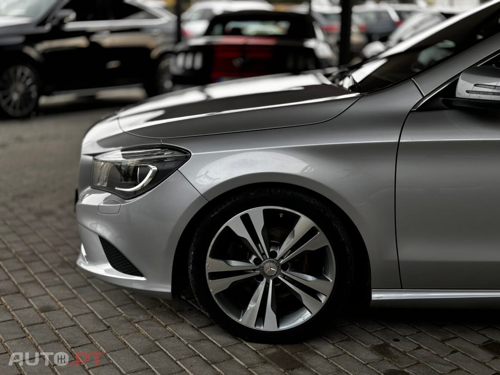 Mercedes-Benz CLA 180 d 7G-DCT Urban