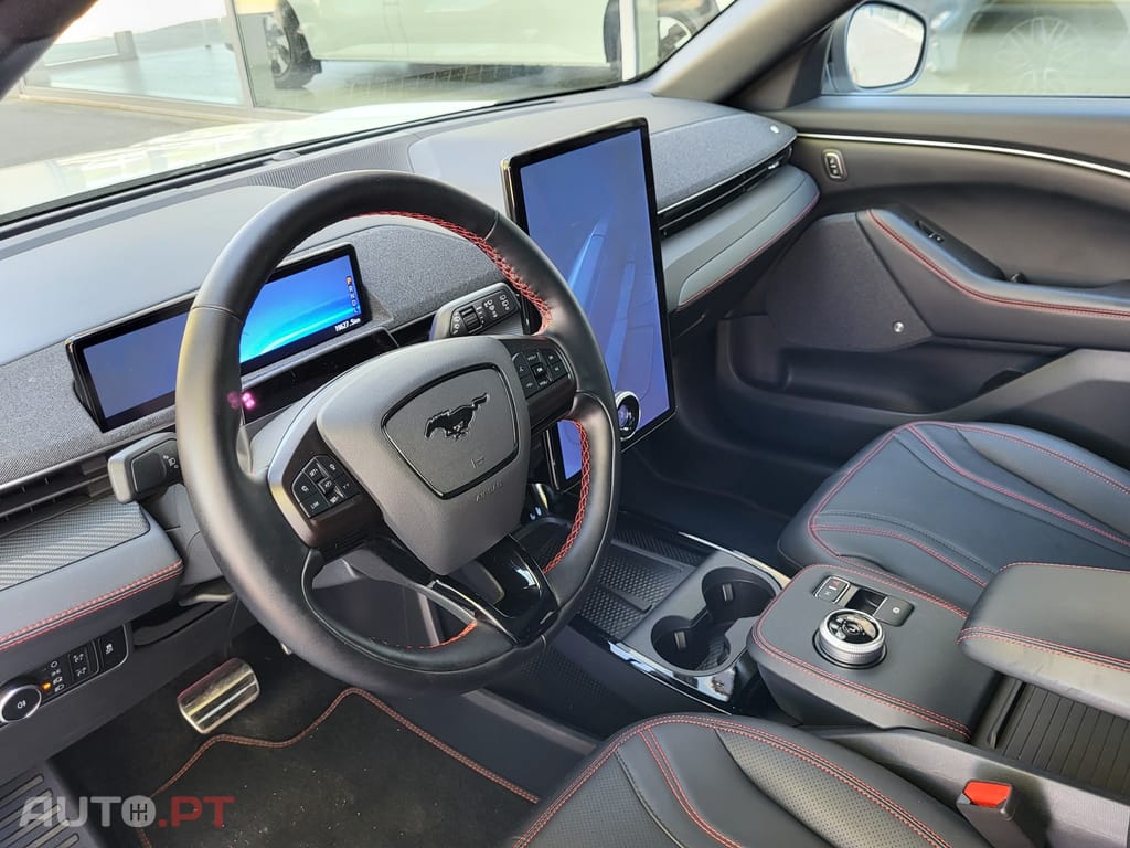 Ford Mustang Mach-E 98.7 kWh Premium