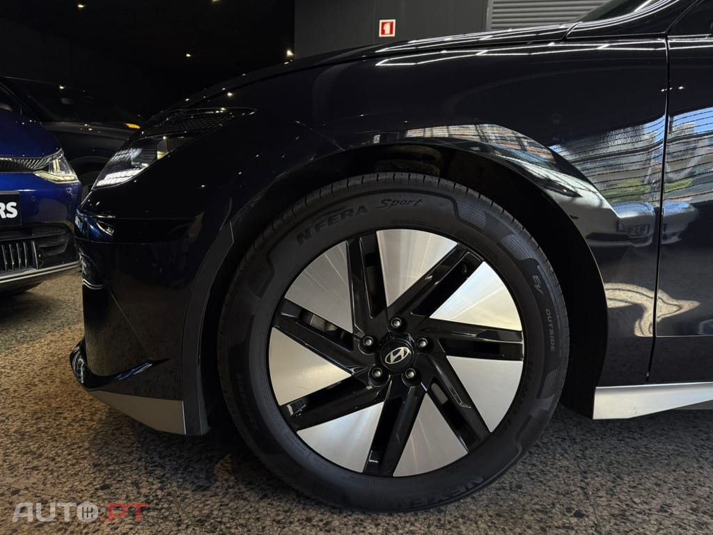 Hyundai Ioniq 6 77 kWh Premium
