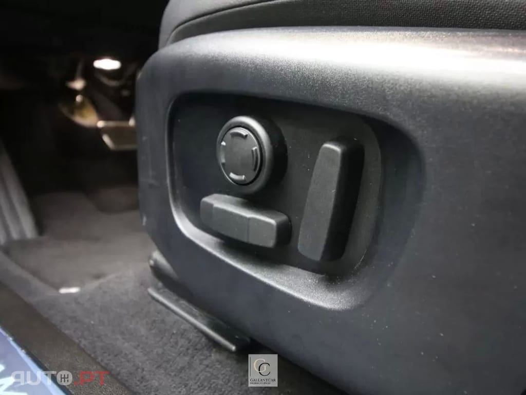 Land Rover Evoque 1.5 P300e AWD Dynamic SE