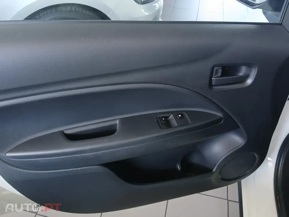 Mitsubishi Space Star 1.0