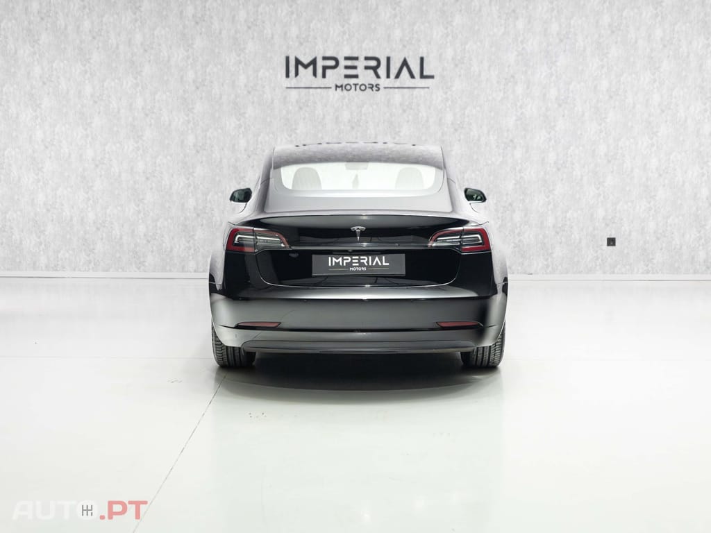 Tesla Model 3 Standard Range Plus RWD