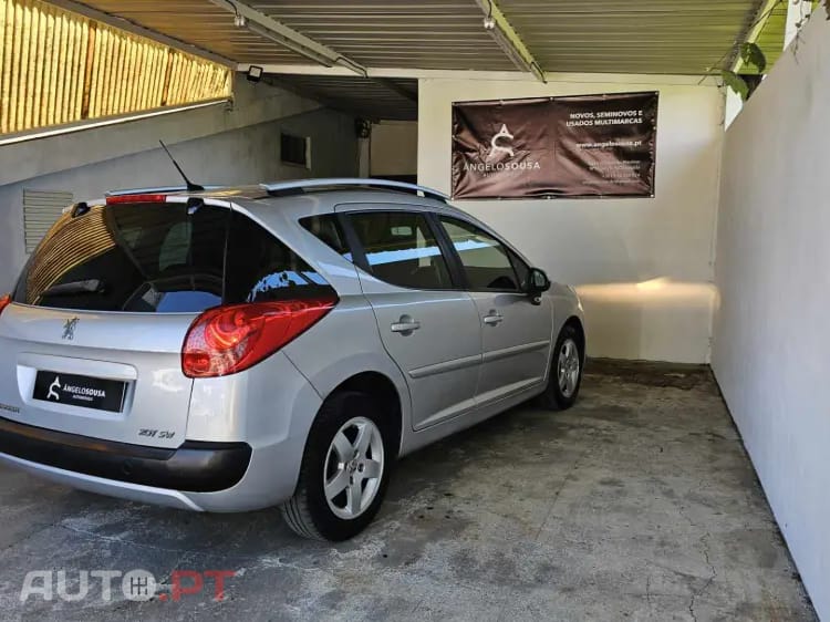 Peugeot 207 SW 1.4 VTi Sportium