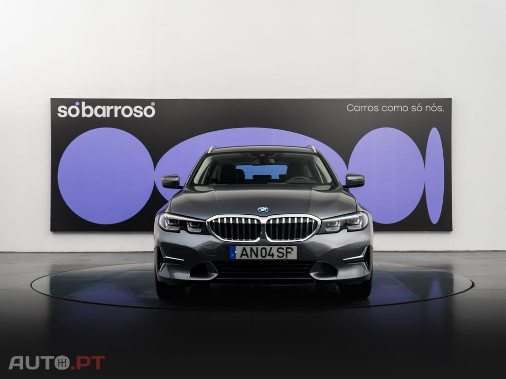 BMW 330 e Line Luxury Auto