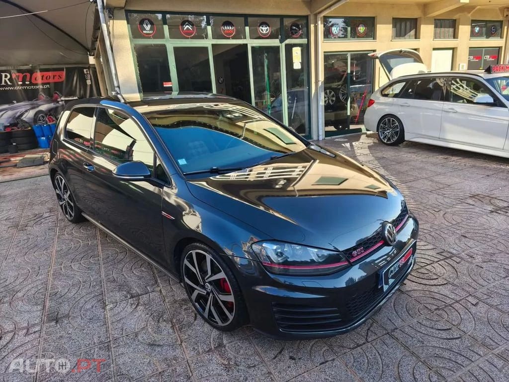 Volkswagen Golf  Gti Performance Bluemotion