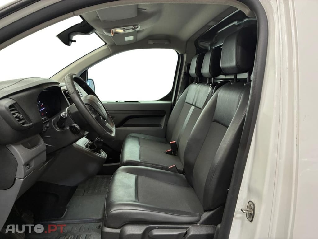 Peugeot Expert 2.0 BlueHDi Standard Asphalt