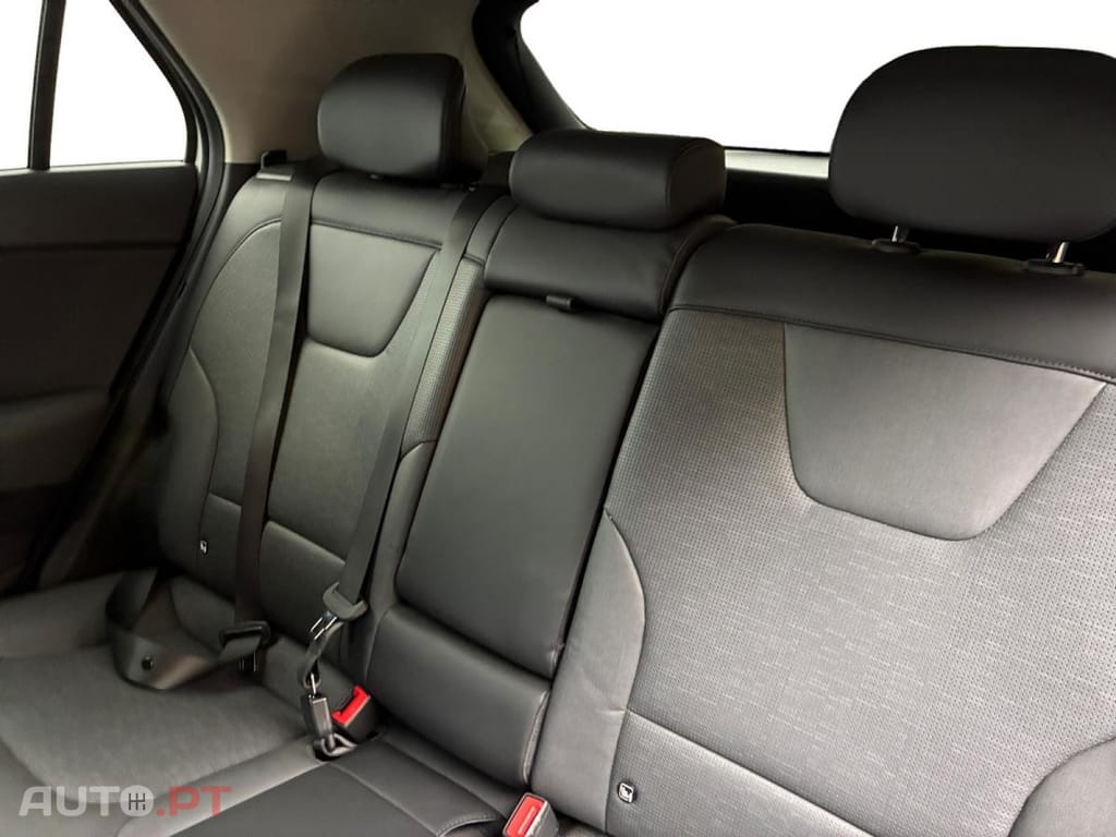 Kia Niro 1.6 GDi PHEV Premium Business