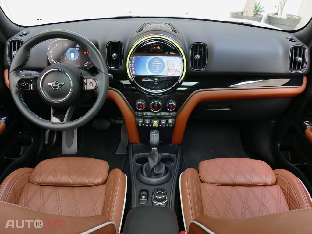 MINI Countryman Cooper SE ALL4 Classic Auto