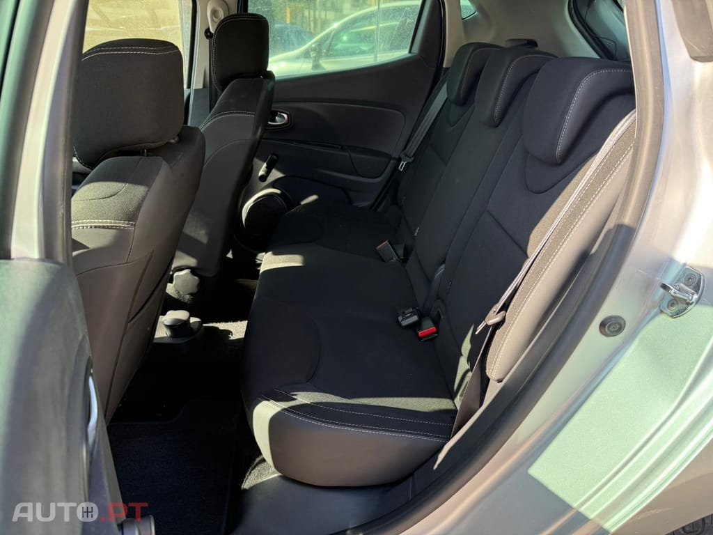 Renault Clio 0.9 TCe Limited Bi-Fuel
