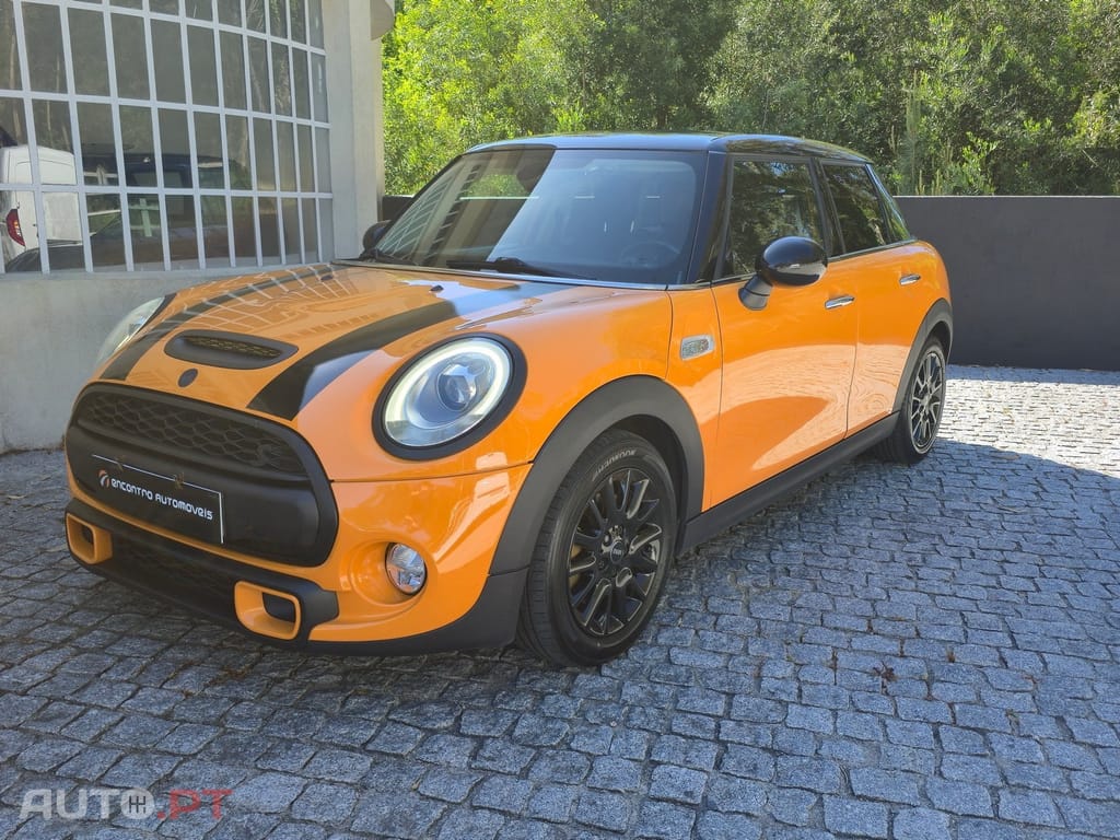 MINI Cooper Cooper SD