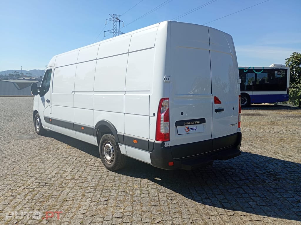 Renault Master 2.3 dCi L4 3.5T CD RD